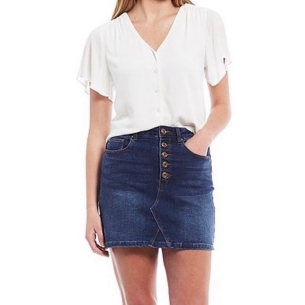 A loves A short dark wash blue denim mini  skirt size 25 NWT 
J